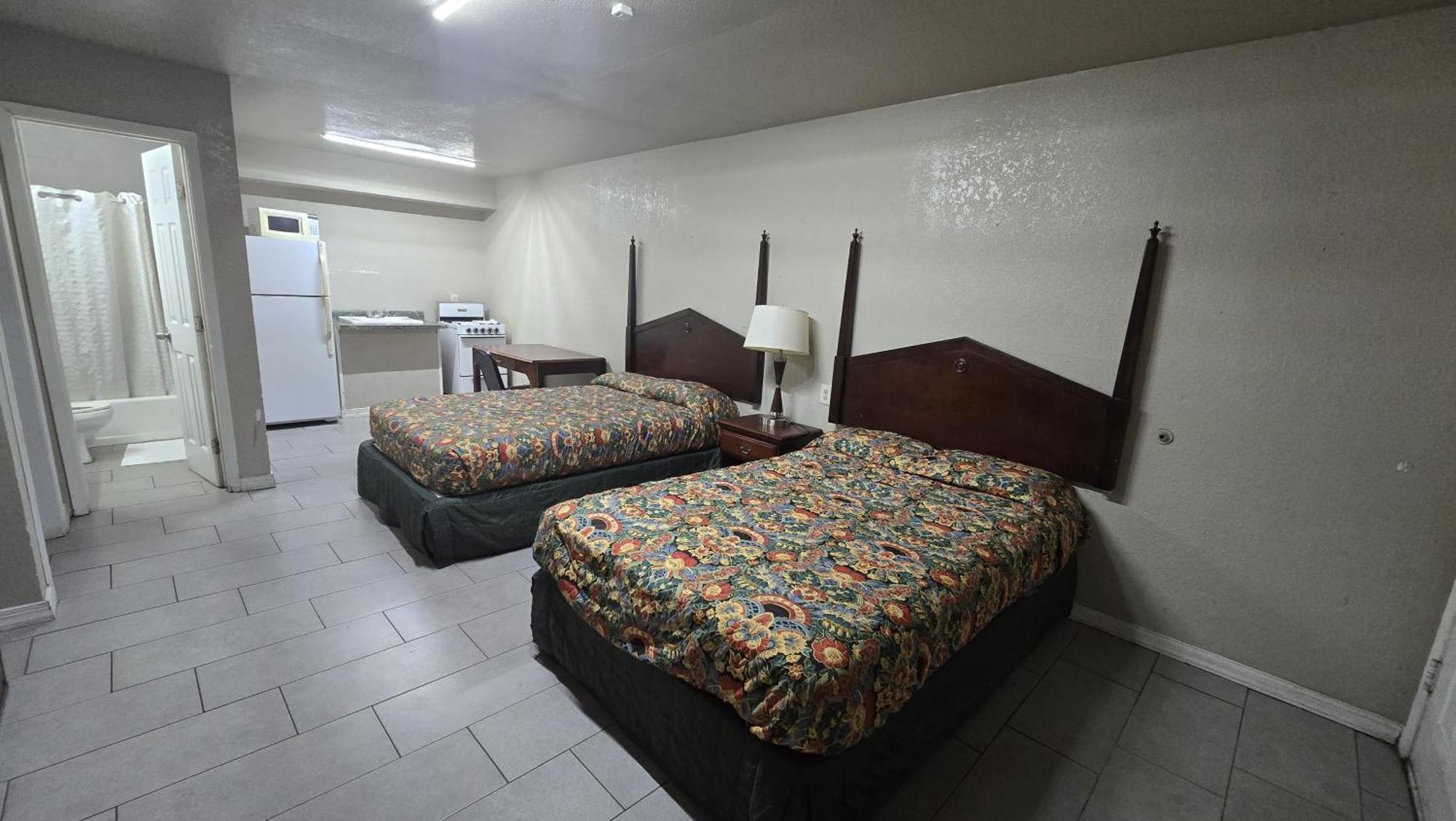 Super 7 Inn By Oyo San Antonio Nw Medical Center Bagian luar foto