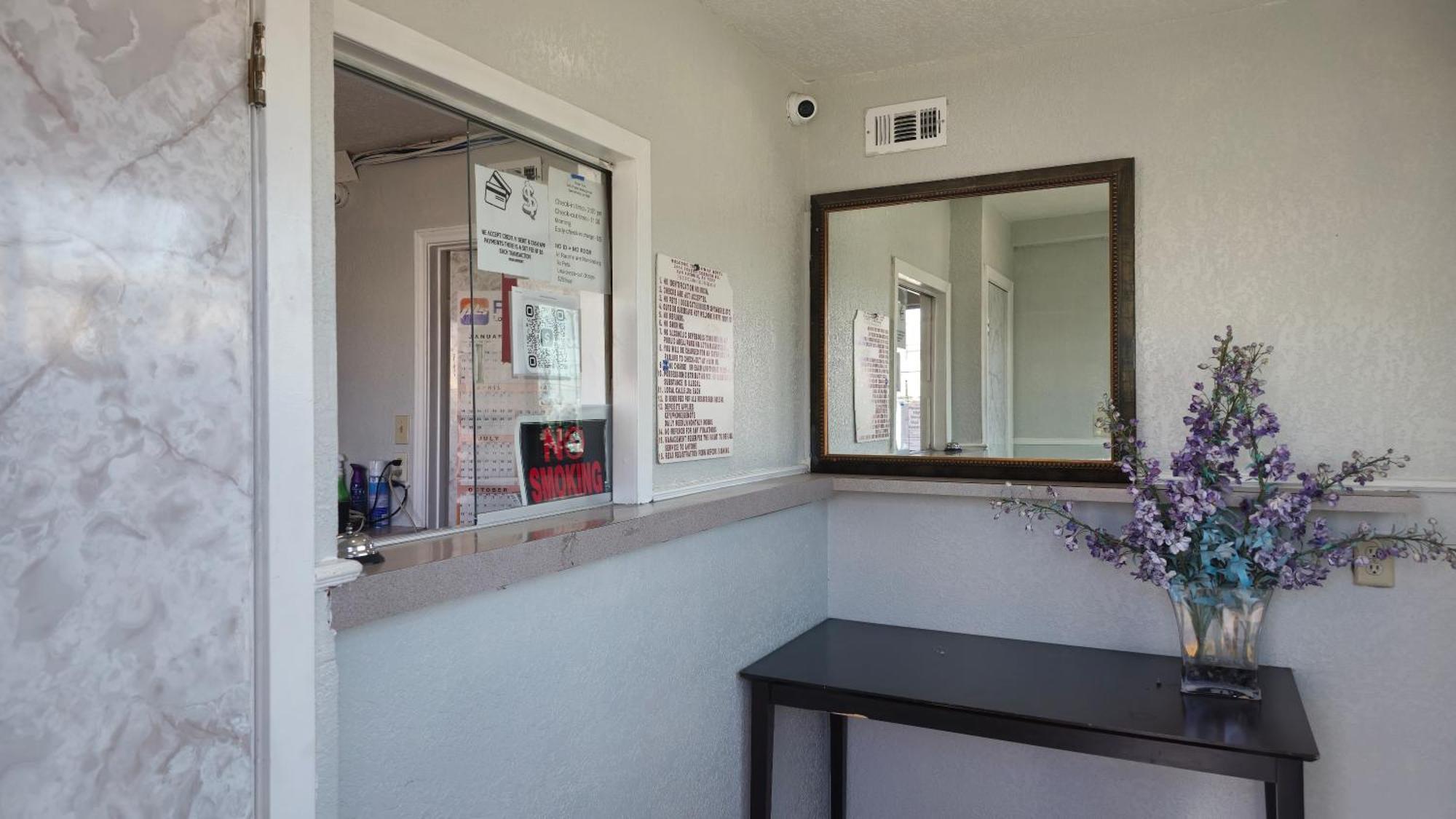 Super 7 Inn By Oyo San Antonio Nw Medical Center Bagian luar foto