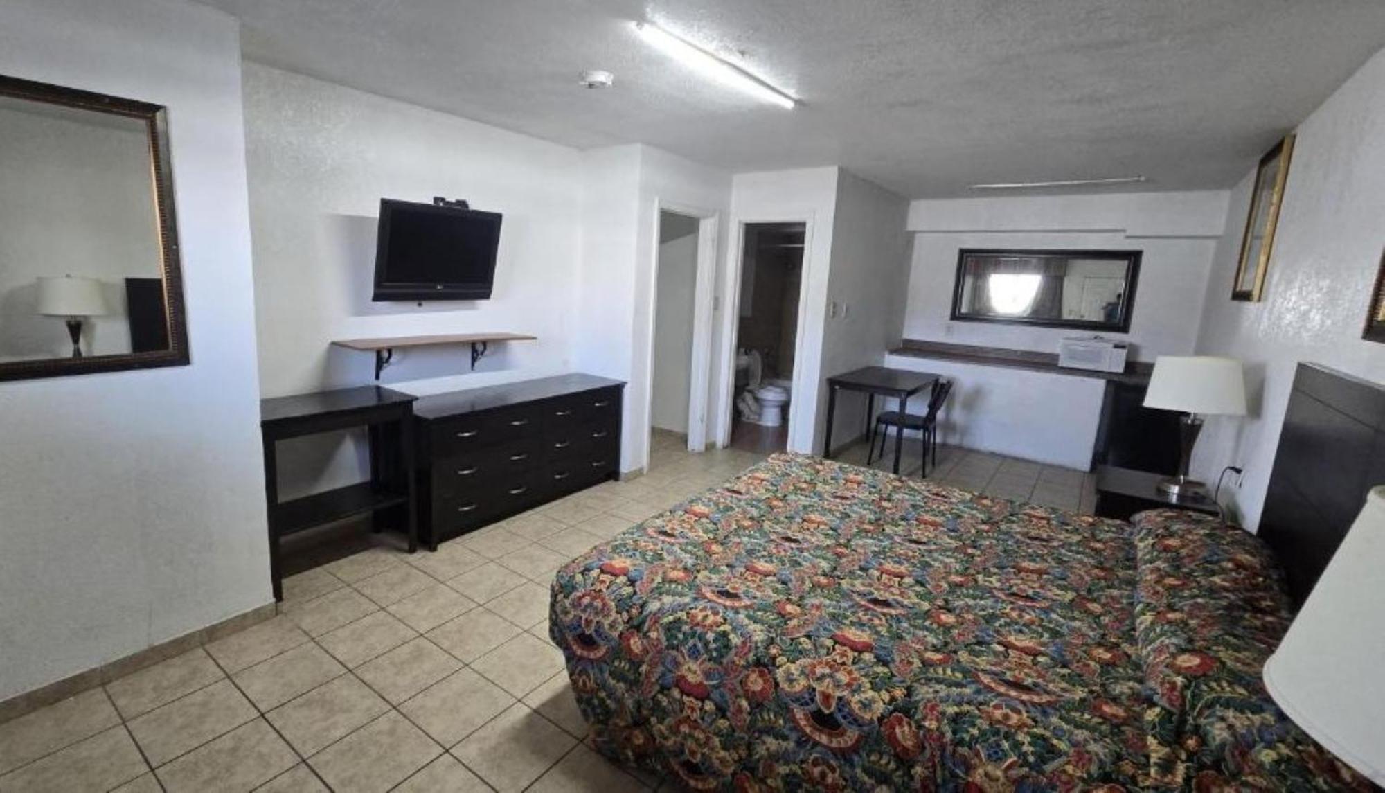 Super 7 Inn By Oyo San Antonio Nw Medical Center Bagian luar foto