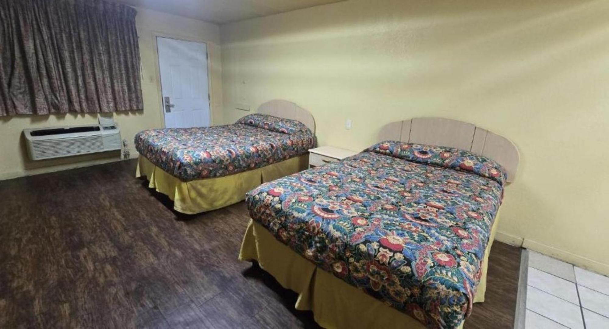 Super 7 Inn By Oyo San Antonio Nw Medical Center Bagian luar foto